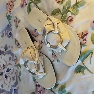 Ladies White Sandels